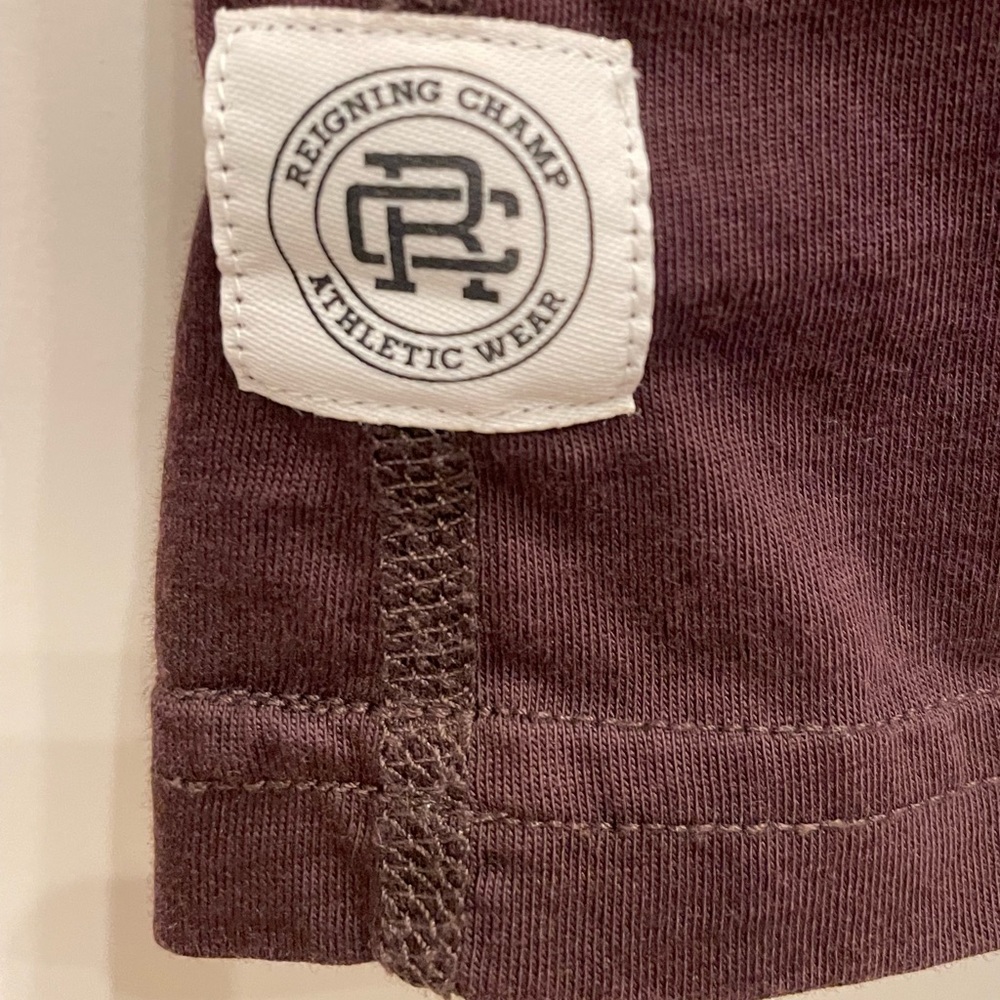 Reigning Champ T Shirt size Small, Brown